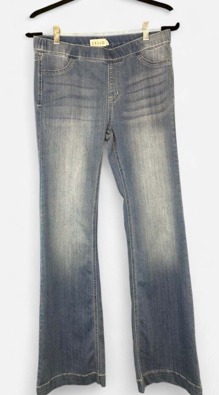 Cello AB35324 Pull-On Flare Jeans Size L Light Wash Denim